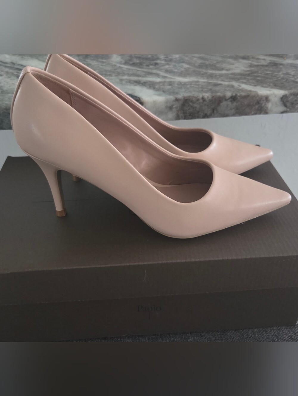 New Linea Paolo Nude Leather Pointed Toe Stiletto Pumps Size 6.5 NIB